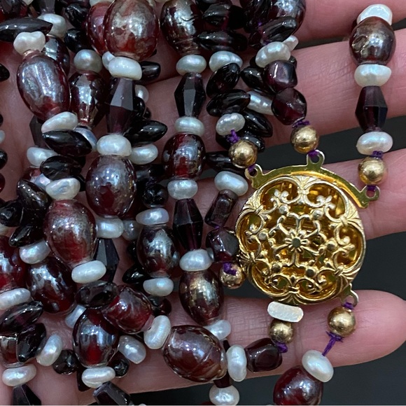 Triple Strand Garnet Crystal Pearl Lampwork Glass Beads Multi-Stand 17” Necklace - Picture 10 of 15